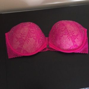 NWOT Strapless Victoria’s Secret Bra